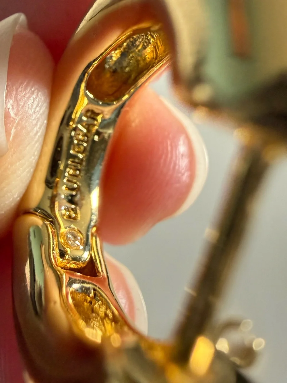 NEW BaubleBar Gold Chunky Hoop Earrings